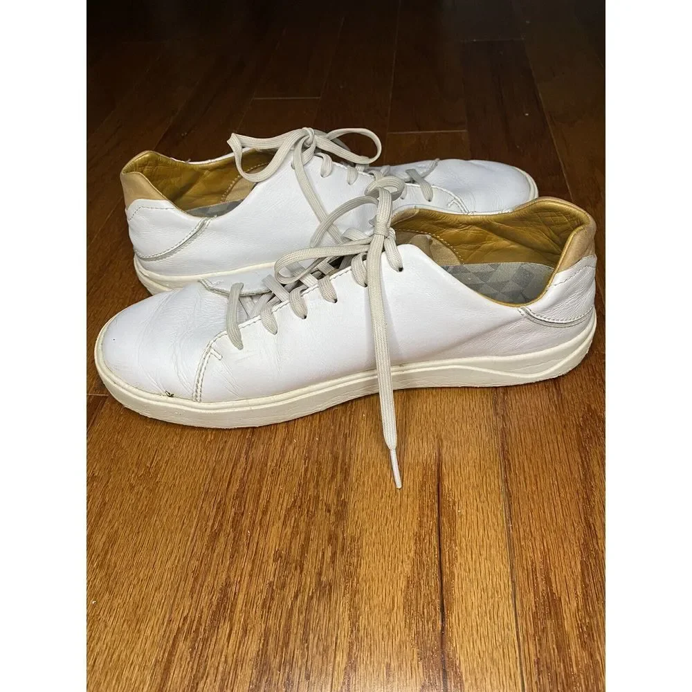 OluKai White and Brown Lace Up Shoes‎ Size US Men’s 9